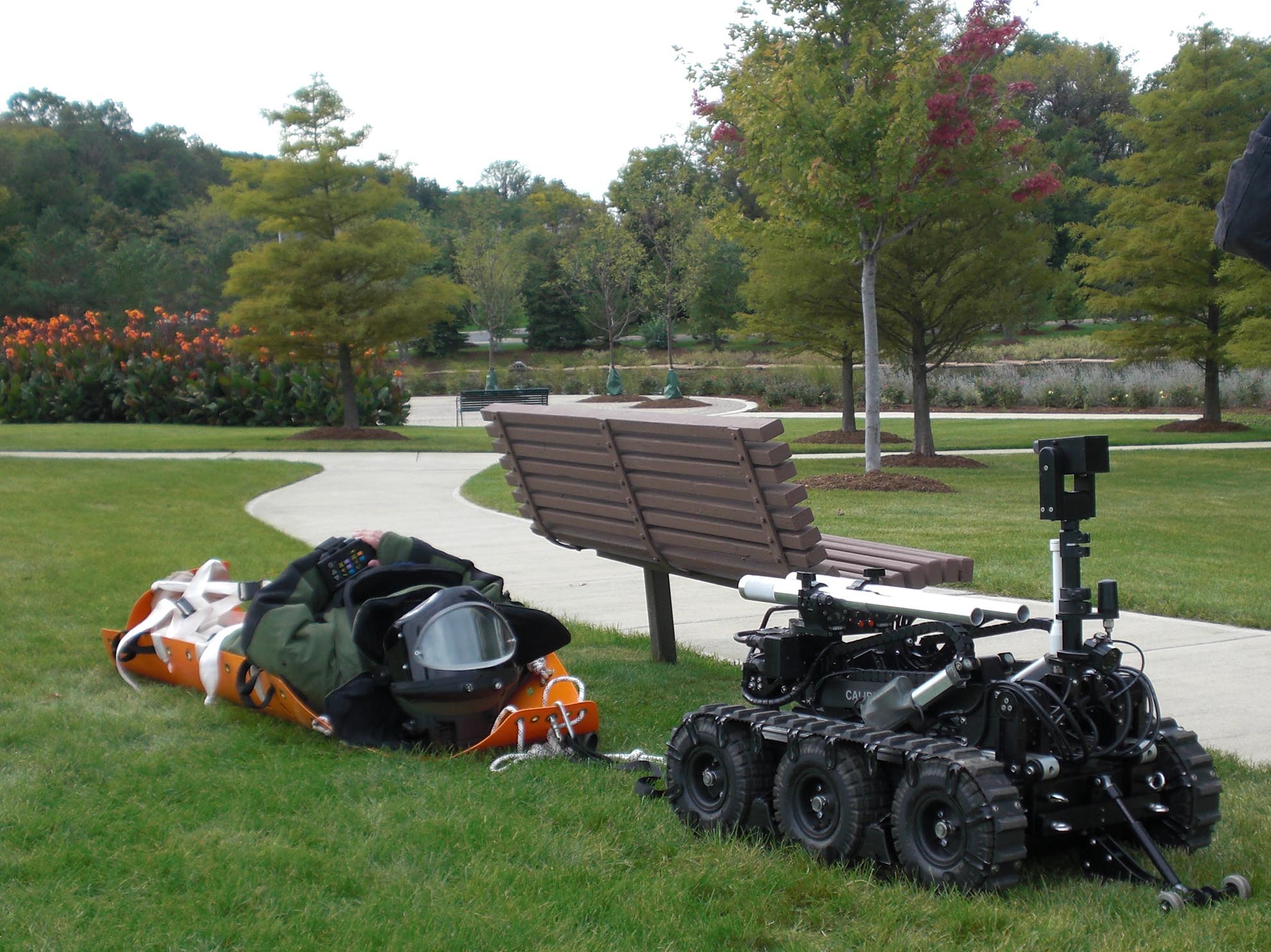 MK3 CALIBER® EOD robot tow bomb suit